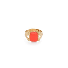 Charger l'image dans la galerie, Bague Guila Paris dorée à l'or fin émaillée, corail